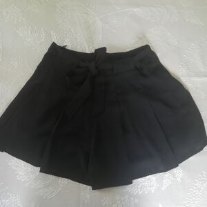 Aritzia Sunday Best Black Skort with Bow